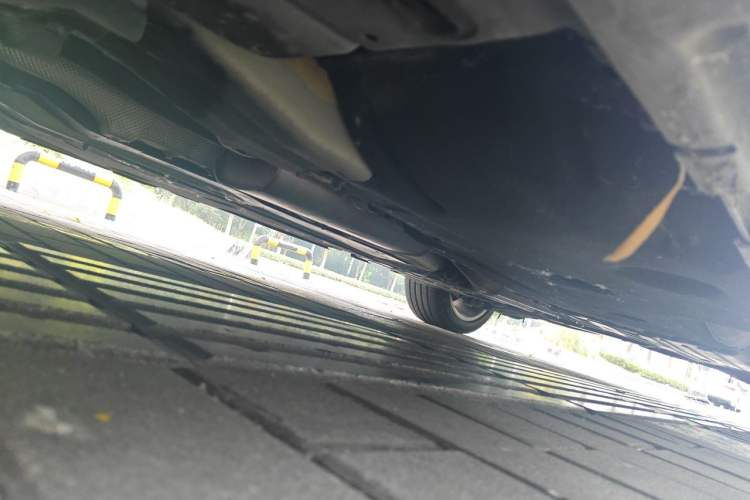 Used Volvo S60 2016 S60L T4 Zhiyuan Edition Chassis Front Left