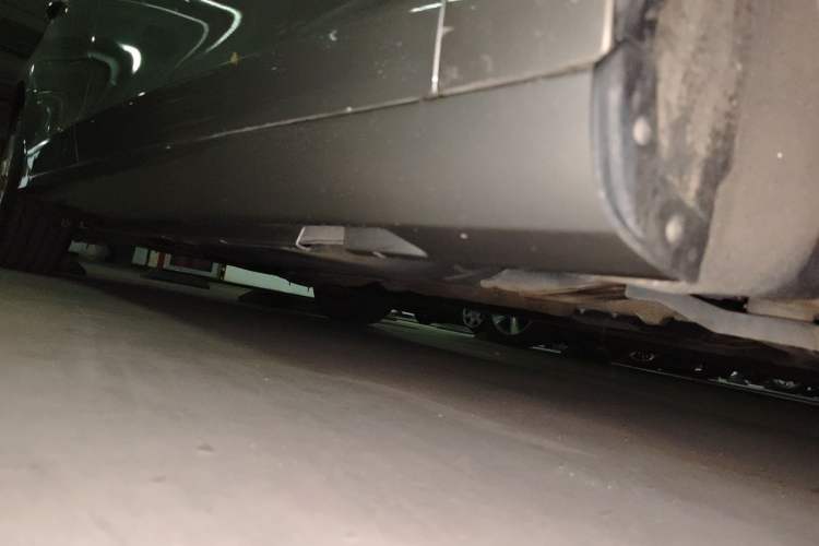 Used Volvo S60 2016 S60L T4 Zhiyuan Edition Chassis Front Right