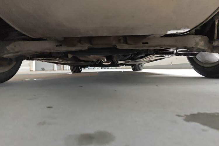 Used Volvo S60 2016 S60L T4 Zhiyuan Edition Chassis Rear
