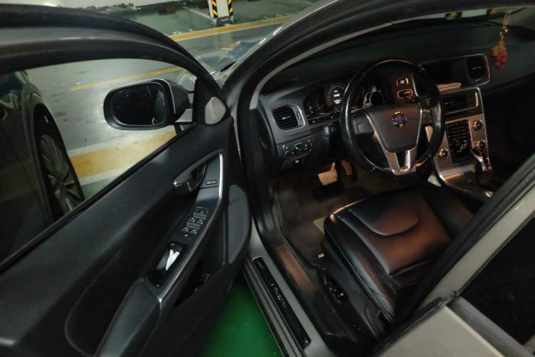 Used Volvo S60 2016 S60L T3 Smart Drive Edition Driver Seat