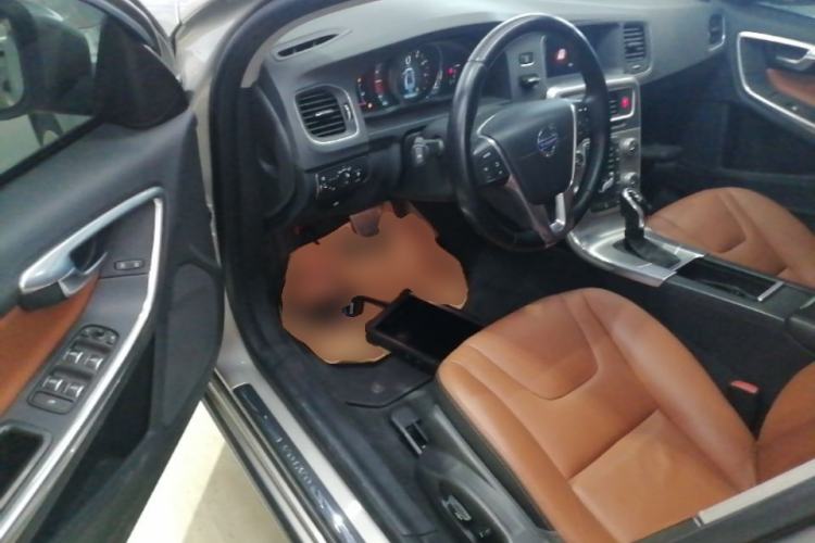 Used Volvo S60 2016 S60L T4 Zhiyuan Edition Driver Seat