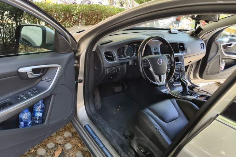 Used Volvo S60 2016 S60L T5 Intelligent Drive Edition Driver Seat