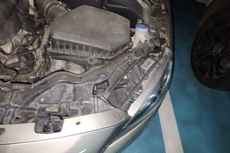Used Volvo S60 2016 S60L T5 Intelligent Drive Edition Engine Bay Left