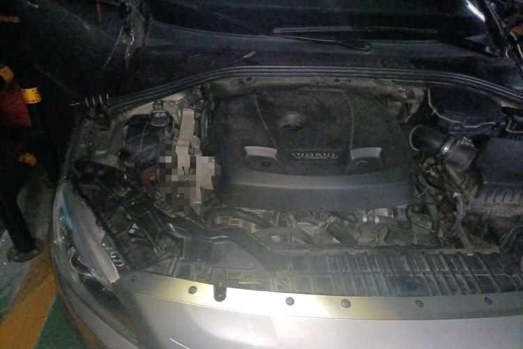 Used Volvo S60 2016 S60L T5 Intelligent Drive Edition Engine Bay Right