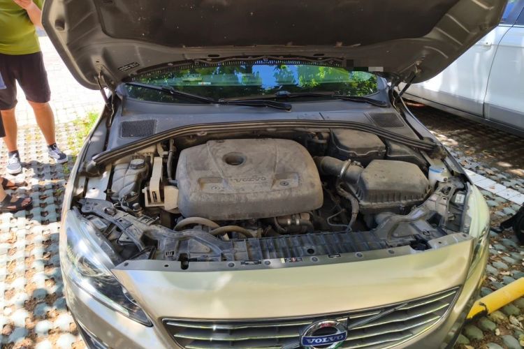 Used Volvo S60 2016 S60L T5 Intelligent Drive Edition Engine Bay