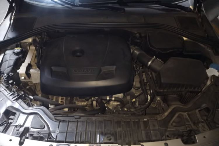 Used Volvo S60 2016 S60L T5 Intelligent Drive Edition Engine Bay