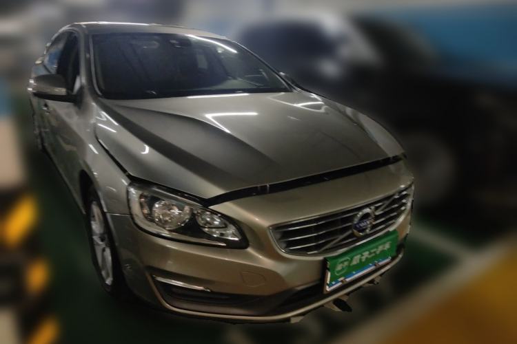 Used Volvo S60 2016 S60L T3 Smart Drive Edition Front Right 45 Deg