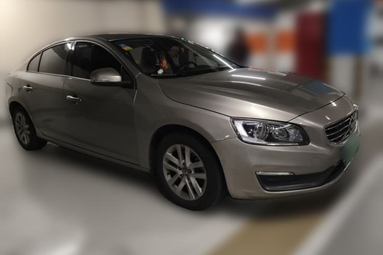 Used Volvo S60 2016 S60L T3 Smart Drive Edition Front Right 45 Deg