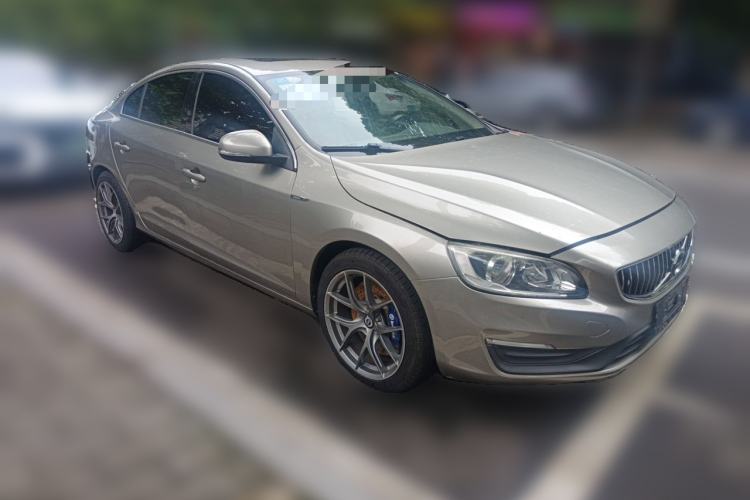 Used Volvo S60 2016 S60L T3 Smart Drive Edition Front Right 45 Deg