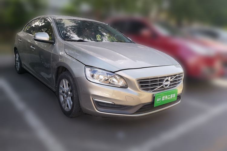 Used Volvo S60 2016 S60L T3 Smart Drive Edition Front Right 45 Deg