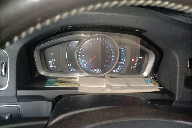 Used Volvo S60 2016 S60L T5 Intelligent Drive Edition Instrument Cluster