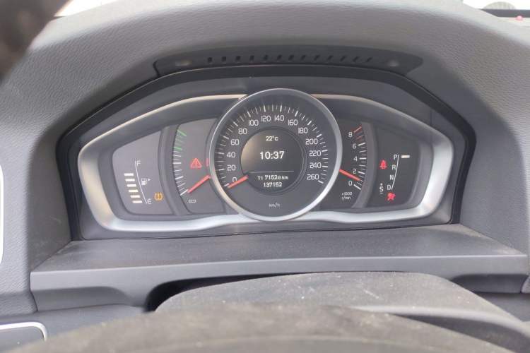 Used Volvo S60 2016 S60L T3 Smart Drive Edition Instrument Cluster