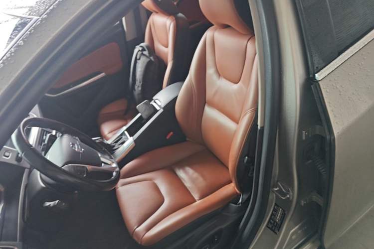 Used Volvo S60 2016 S60L T4 Zhiyuan Edition Left Front Seat