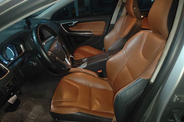 Used Volvo S60 2016 S60L T5 Intelligent Drive Edition Left Front Seat