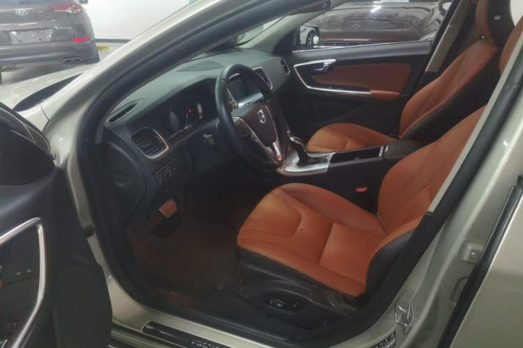 Used Volvo S60 2016 S60L T4 Zhiyuan Edition Left Front Seat