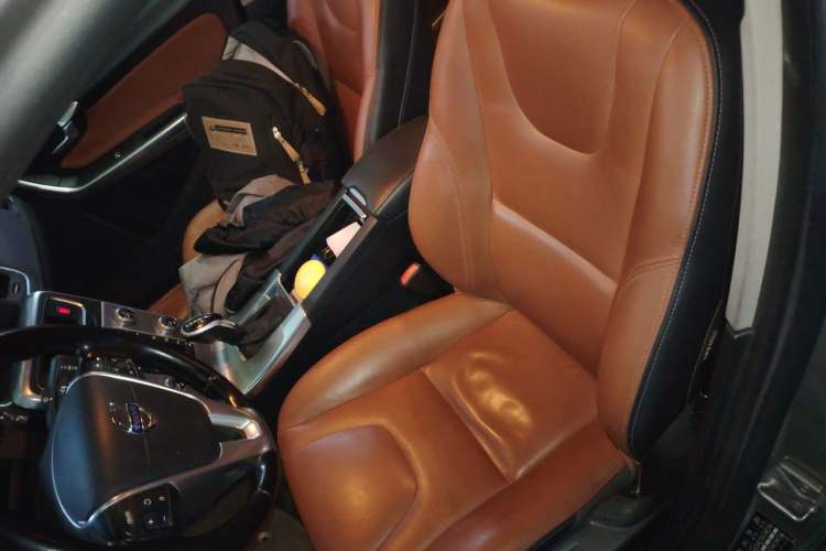 Used Volvo S60 2016 S60L T4 Zhiyuan Edition Left Front Seat