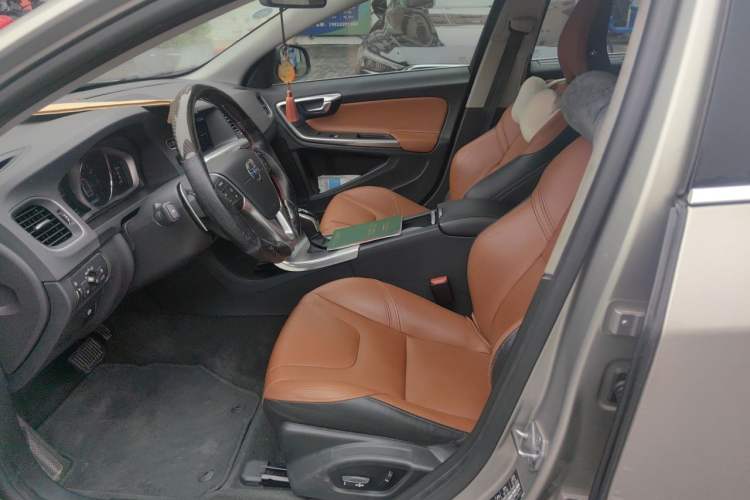 Used Volvo S60 2016 S60L T5 Intelligent Drive Edition Left Front Seat