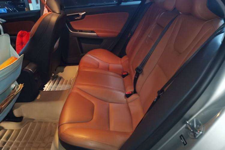 Used Volvo S60 2016 S60L T5 Intelligent Drive Edition Left Rear Seat