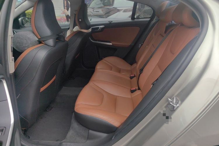 Used Volvo S60 2016 S60L T5 Intelligent Drive Edition Left Rear Seat