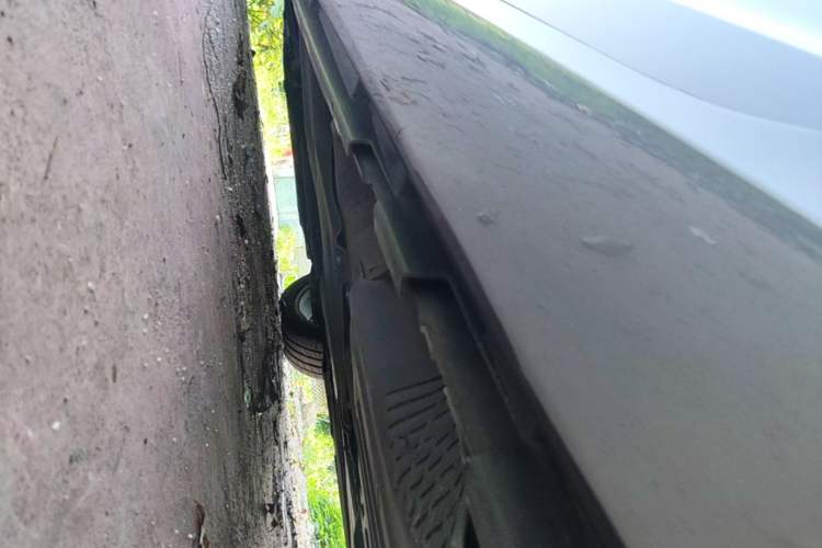 Used Volvo S60 2016 S60L T5 Intelligent Drive Edition Left Side Sill