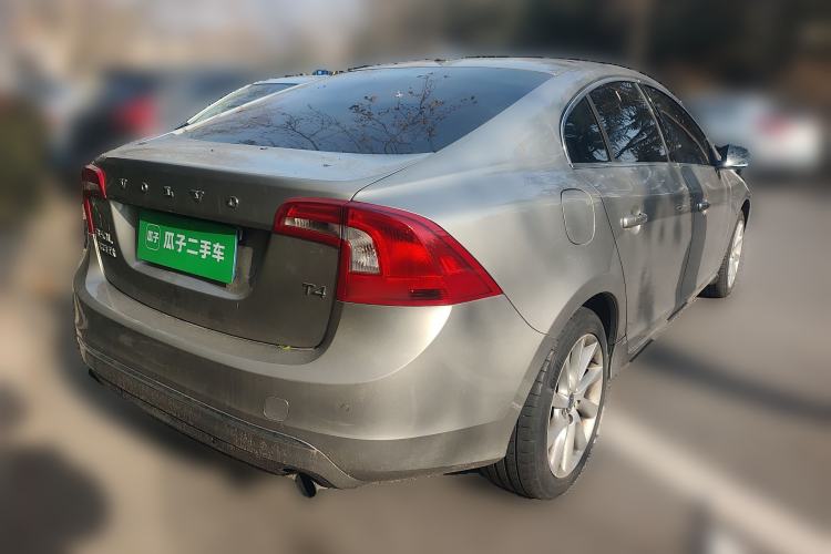 Used Volvo S60 2016 S60L T4 Zhiyuan Edition Rear Right 45 Deg