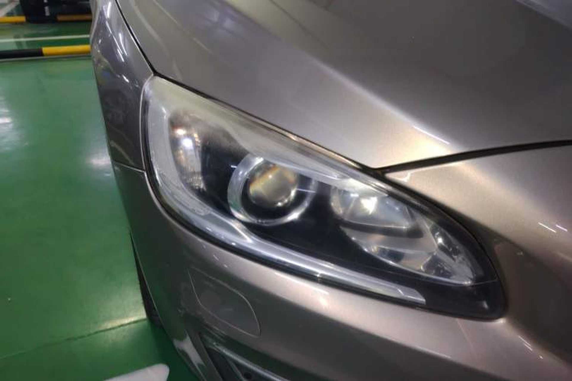 Used Volvo S60 2016 S60L T4 Zhiyuan Edition Right Front Headlight