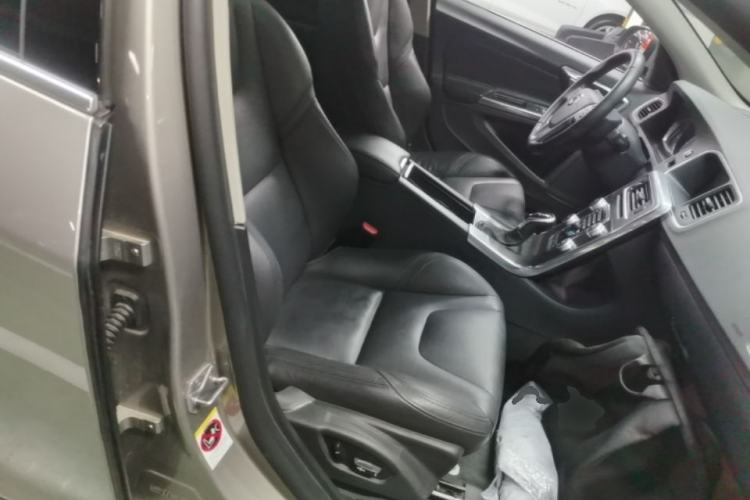 Used Volvo S60 2016 S60L T5 Intelligent Drive Edition Right Front Seat