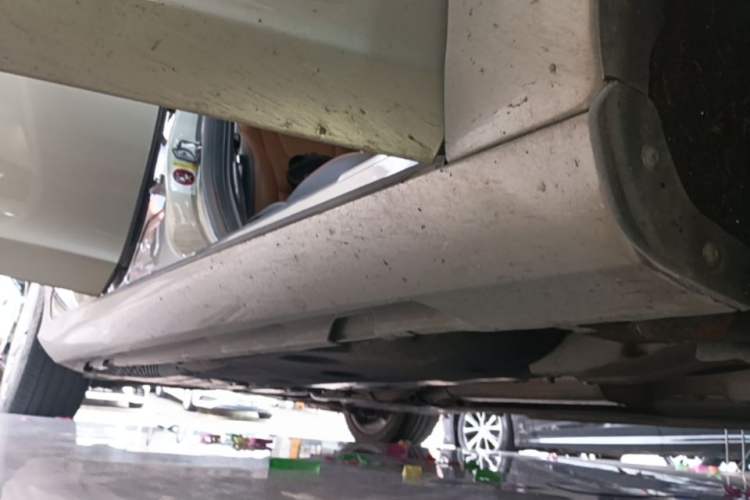 Used Volvo S60 2016 S60L T4 Zhiyuan Edition Right Side Sill