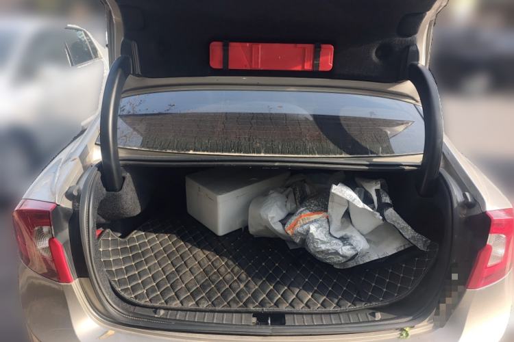 Used Volvo S60 2016 S60L T4 Zhiyuan Edition Trunk