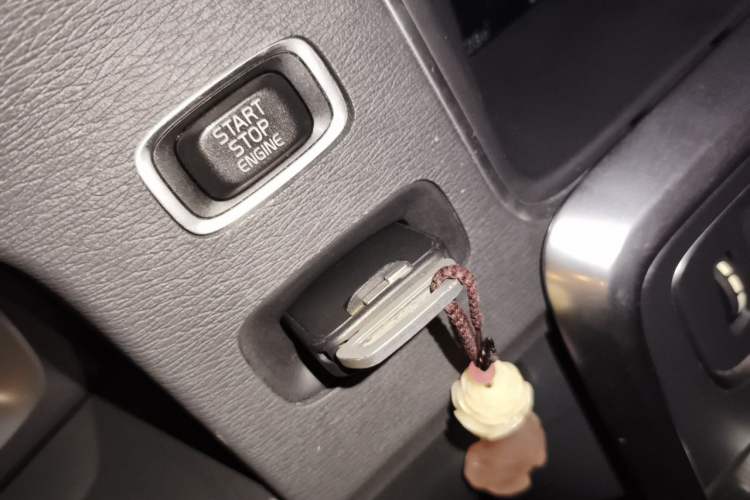 Used Volvo S60 2016 S60L T3 Smart Drive Edition Vehicle Key