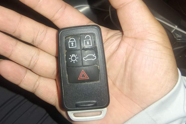 Used Volvo S60 2016 S60L T3 Smart Drive Edition Vehicle Key