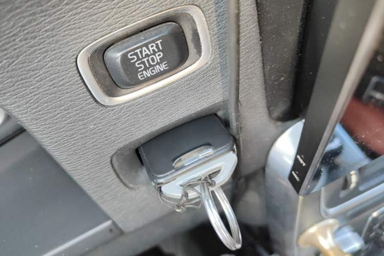 Used Volvo S60 2016 S60L T3 Smart Drive Edition Vehicle Key