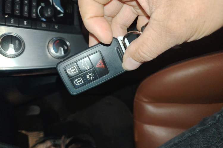 Used Volvo S60 2016 S60L T4 Zhiyuan Edition Vehicle Key