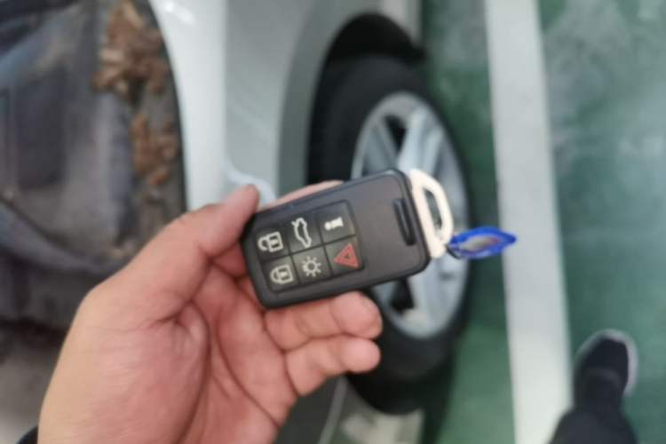 Used Volvo S60 2016 S60L T5 Intelligent Drive Edition Vehicle Key