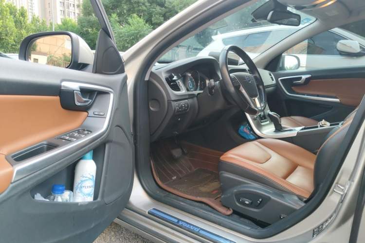 Used Volvo S60 2016 S60L T4 Zhiyuan Edition Driver Seat