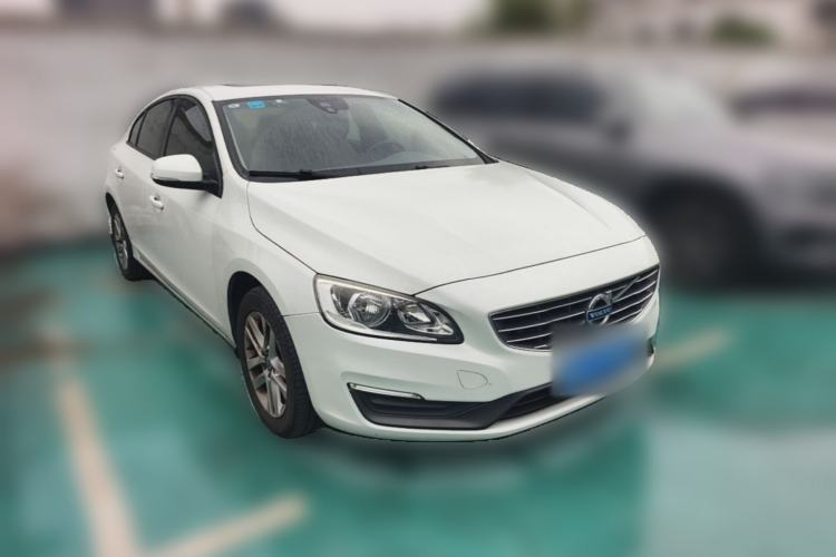 Used Volvo S60 2016 S60L T3 Smart Drive Edition Front Right 45 Deg
