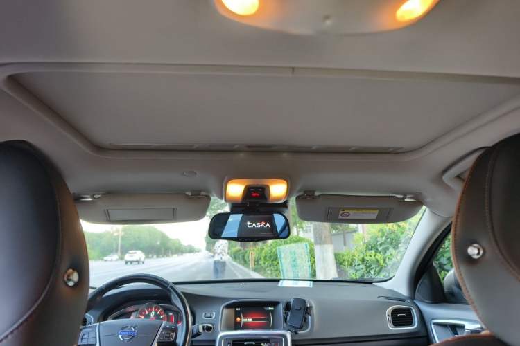 Used Volvo S60 2016 S60L T4 Zhiyuan Edition Headliner