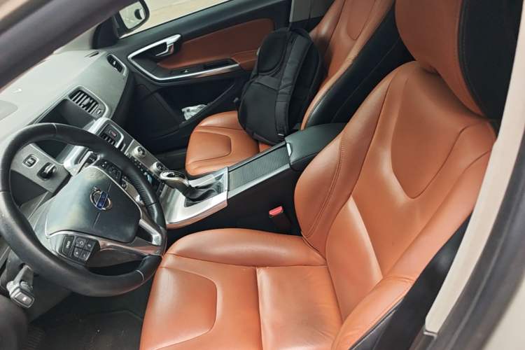 Used Volvo S60 2016 S60L T4 Zhiyuan Edition Left Front Seat