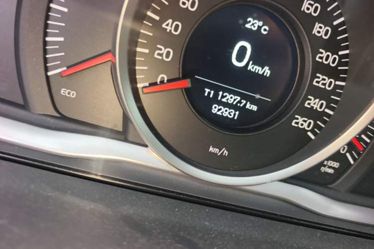 Used Volvo S60 2016 S60L T3 Smart Drive Edition Odometer Close Up