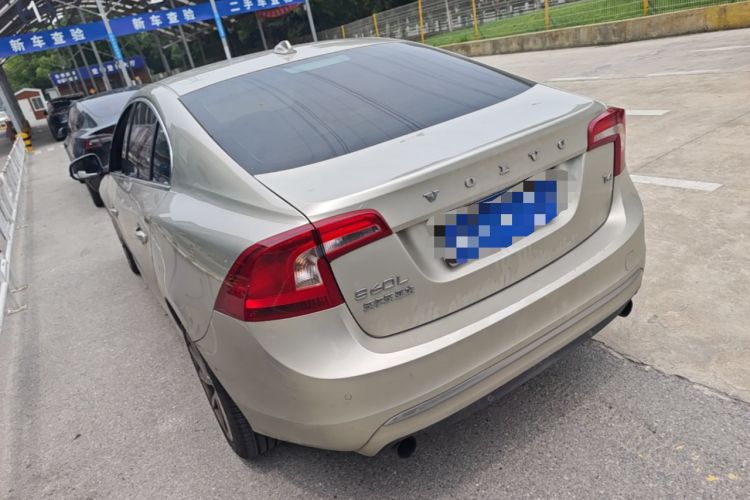 Used Volvo S60 2016 S60L T4 Zhiyuan Edition Rear Left 45 Deg
