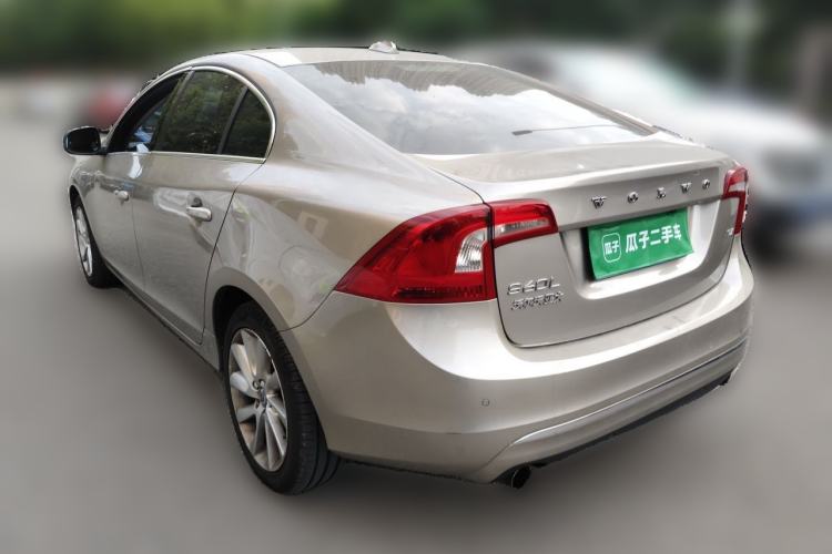 Used Volvo S60 2016 S60L T4 Zhiyuan Edition Rear Left 45 Deg