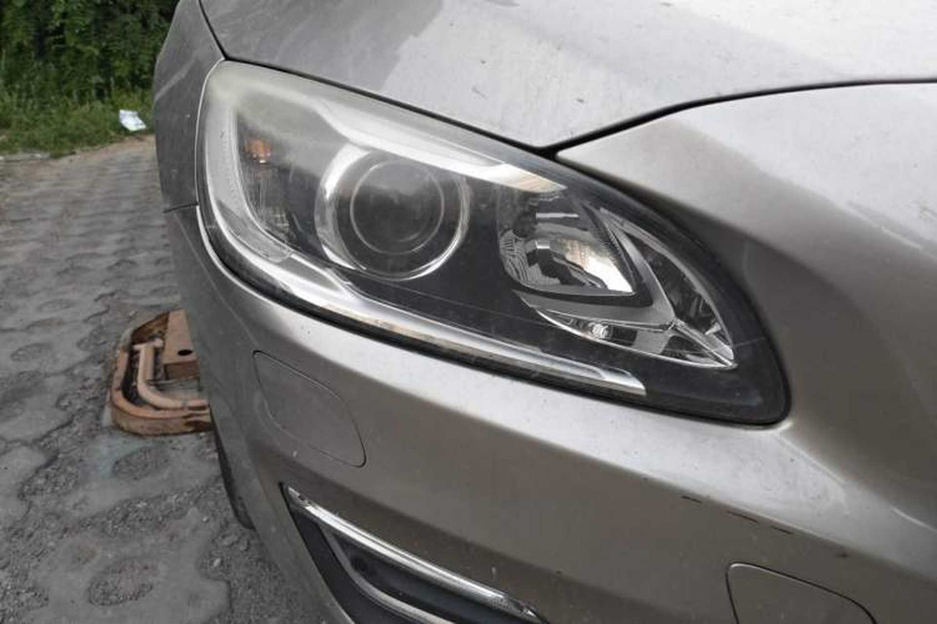 Used Volvo S60 2016 S60L T4 Zhiyuan Edition Right Front Headlight