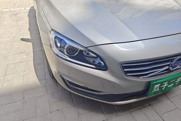 Used Volvo S60 2016 S60L T3 Smart Drive Edition Right Front Headlight