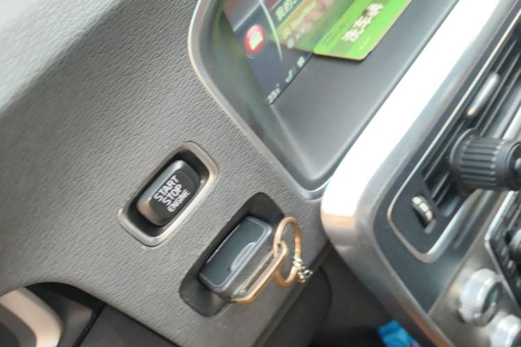 Used Volvo S60 2016 S60L T4 Zhiyuan Edition Vehicle Key