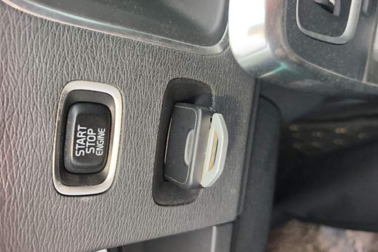 Used Volvo S60 2016 S60L T3 Smart Drive Edition Vehicle Key
