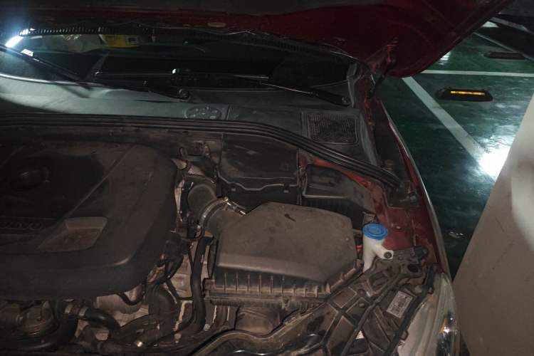 Used Volvo S60 2016 S60L T5 Intelligent Drive Edition Engine Bay Left