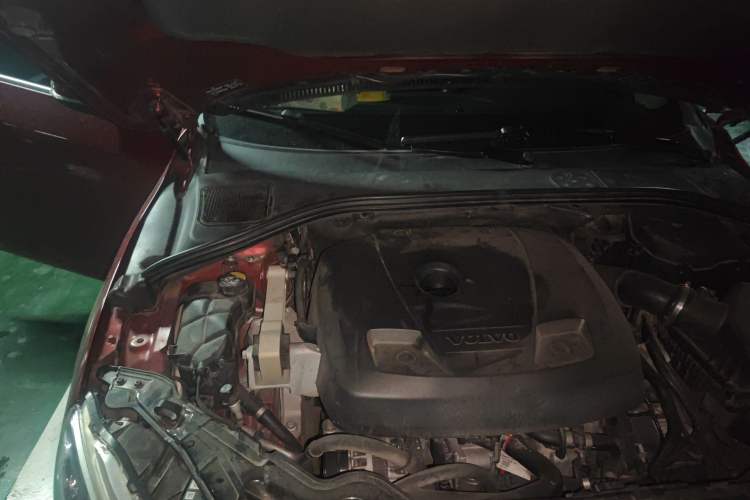 Used Volvo S60 2016 S60L T5 Intelligent Drive Edition Engine Bay Right