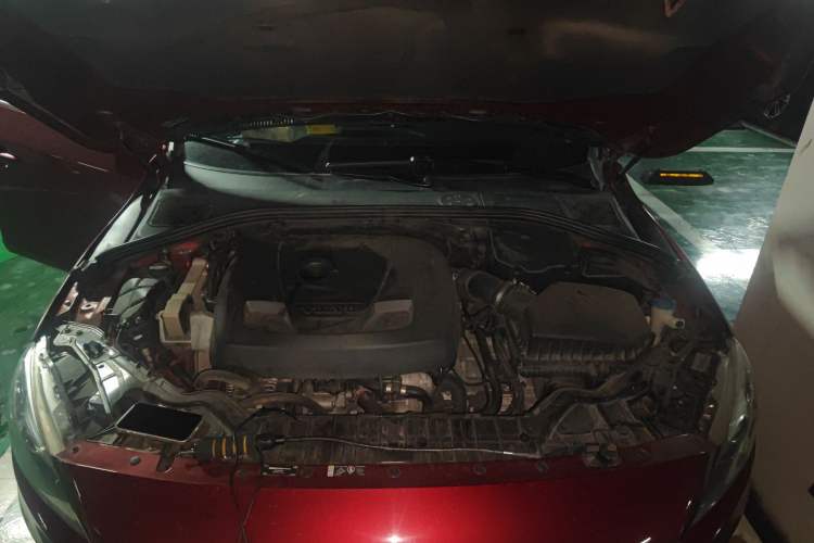 Used Volvo S60 2016 S60L T5 Intelligent Drive Edition Engine Bay
