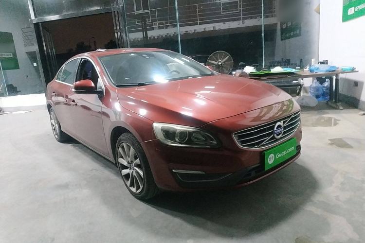 Used Volvo S60 2016 S60L T4 Zhiyuan Edition Exterior 2