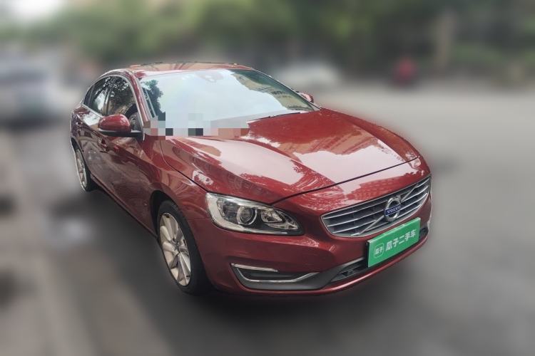 Used Volvo S60 2016 S60L T4 Zhiyuan Edition Front Right 45 Deg